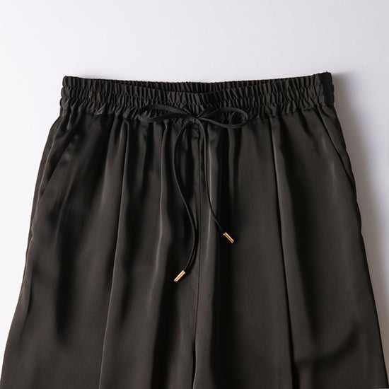 Emma Taylor Stretch Satin Tuck Wide-Leg Pants – Effortless Elegance (Navy/Charcoal/Black)