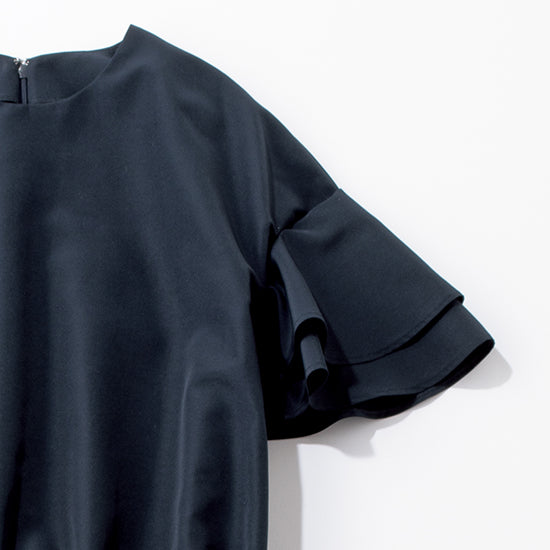 SECRET TROPHY Bicolor Flare-Sleeve Dress – Elegant & Airy for Any Occasion