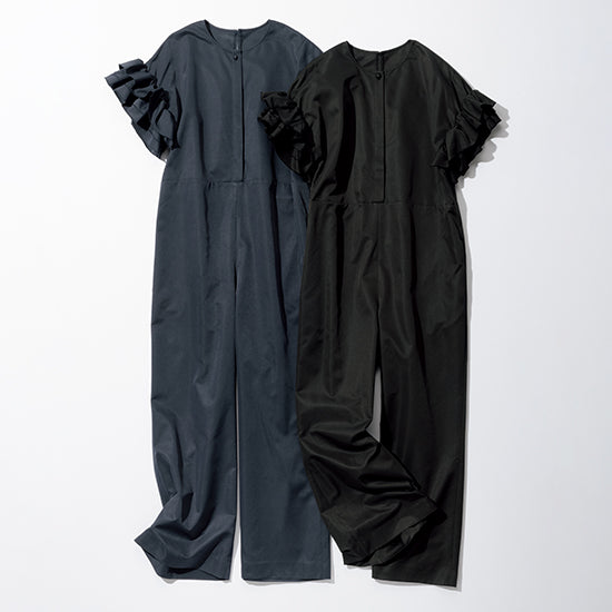 THREE SQUARE Frill Sleeve All-in-One – Elegant Jumpsuit with Water-Repellent Finish