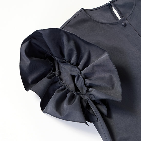 THREE SQUARE Frill Sleeve All-in-One – Elegant Jumpsuit with Water-Repellent Finish