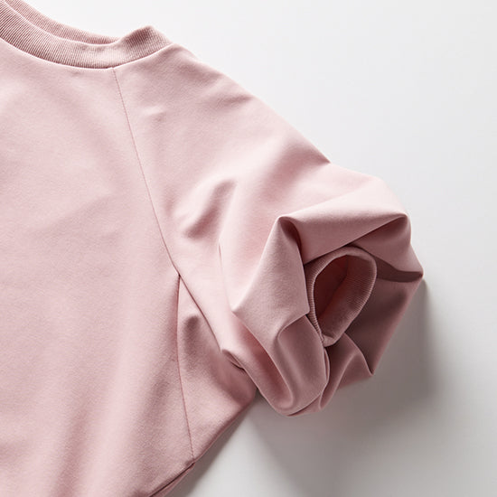 ALEGRE Volume Sleeve Sweat T-Shirt Feminine Comfort with a Polished Edge