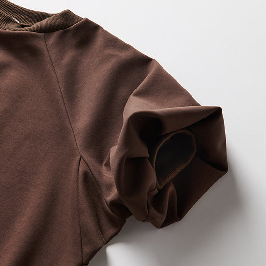 ALEGRE Volume Sleeve Sweat T-Shirt Feminine Comfort with a Polished Edge