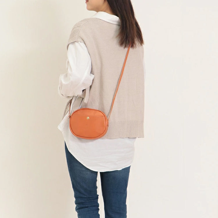 IL BISONTE Mini Crossbody Bag | Round Leather Shoulder Bag, Adjustable Strap & Unisex Style