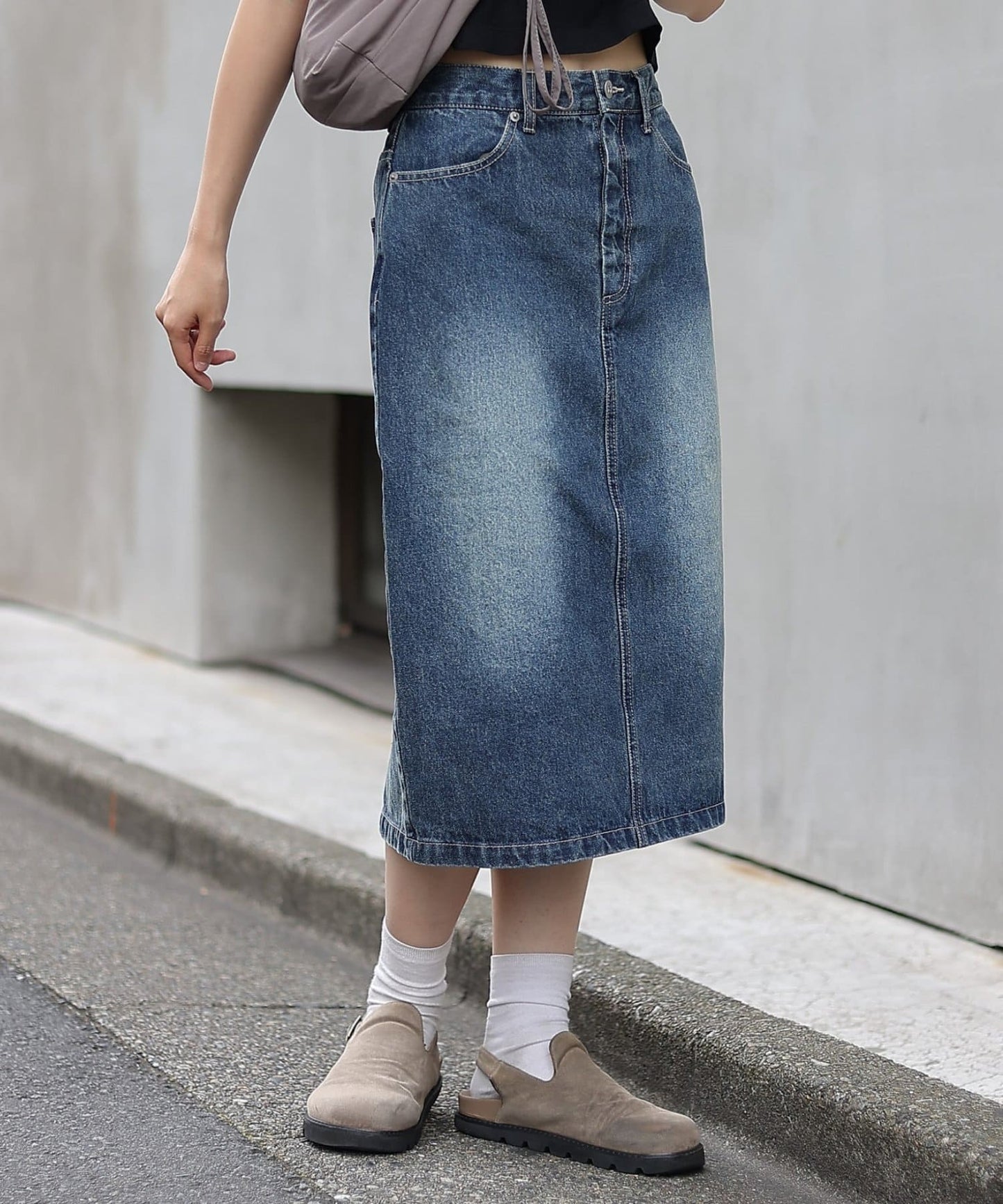 COLONY 2139 Back-Slit Midi Denim Skirt Timeless & Versatile All-Season Essential