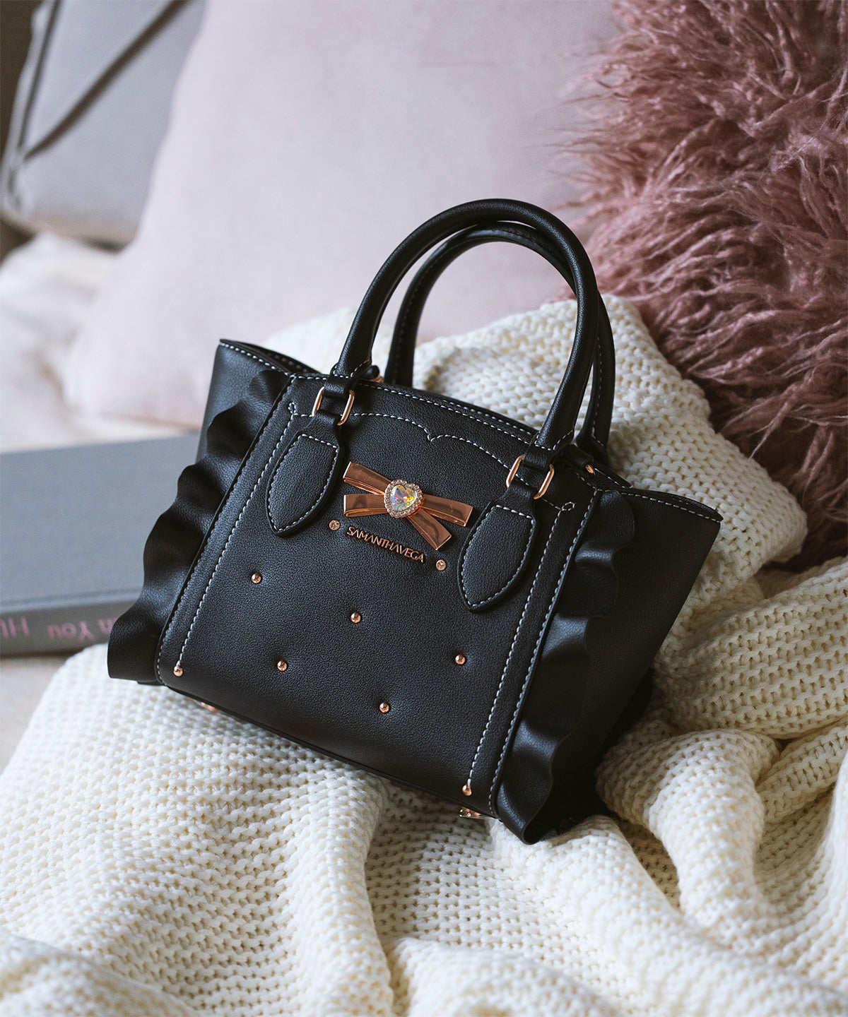 SAMANTHAVEGA Ribbon Studs Flutter Mini | 2-Way Crossbody & Handbag with Heart Details