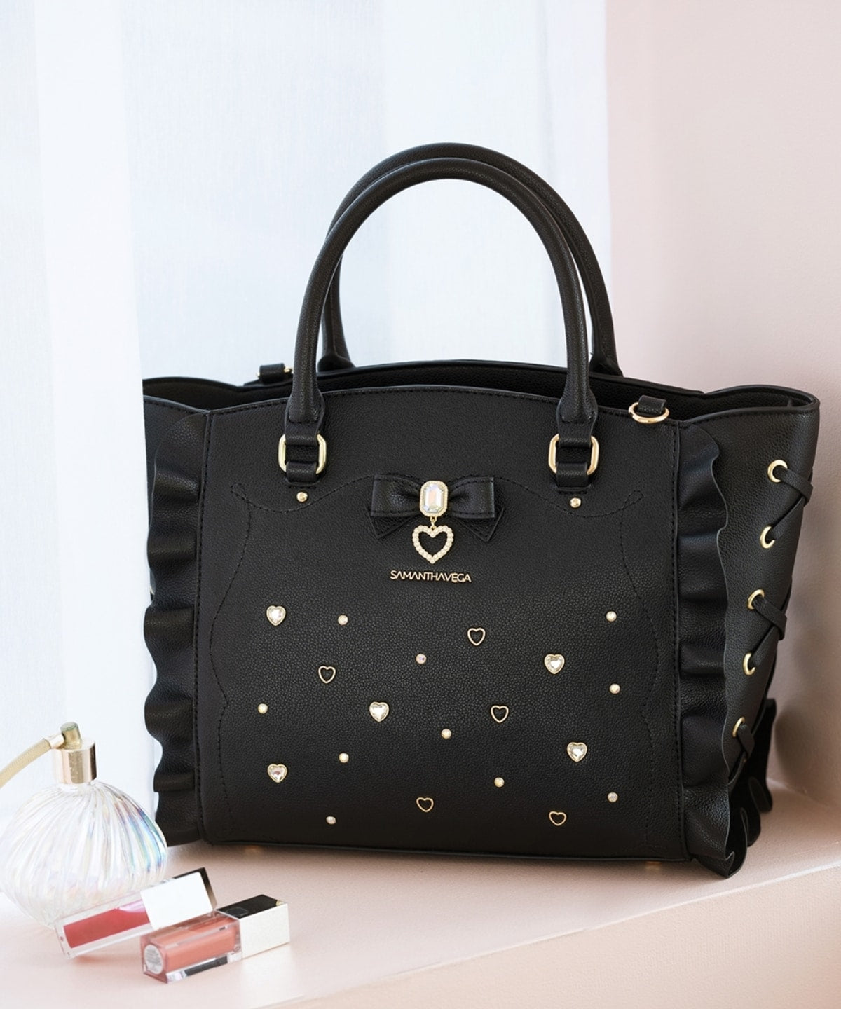 SAMANTHAVEGA Side Lace-Up Ribbon Bijou Flutter Bag | Luxury 2-Way Frill Handbag with Heart & Pearl Motifs