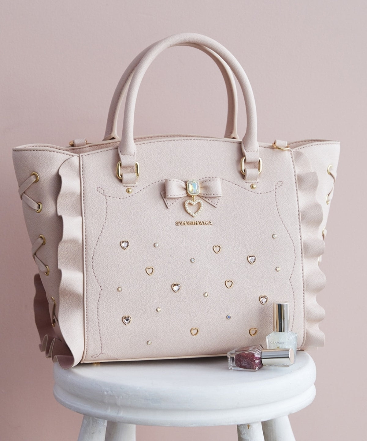SAMANTHAVEGA Side Lace-Up Ribbon Bijou Flutter Bag | Luxury 2-Way Frill Handbag with Heart & Pearl Motifs