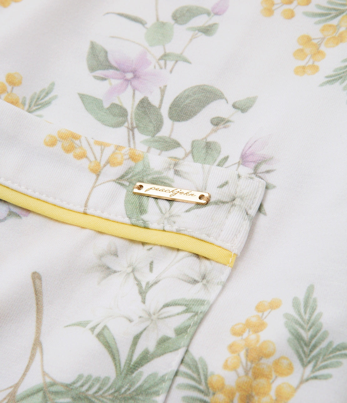 Cut & Sewn Print Shirt Pajamas  Smooth Stretch Fabric  Floral Loungewear