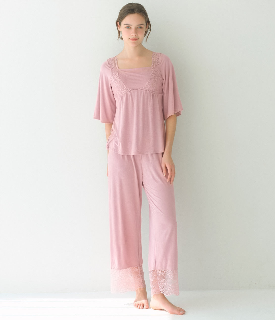 Night Bra Built-in HARA-Maki Pajamas  Bust-Support Sleepwear with Elegant Lace Design