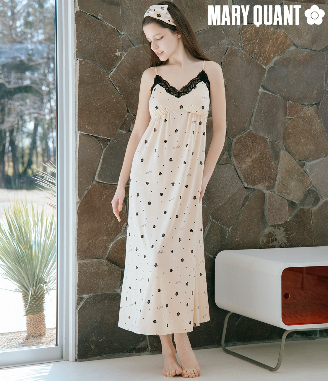 MARY QUANT Collaboration Daisy Lace Lounge Dress with Built-in Cups | Feminine Relaxing One-Piece