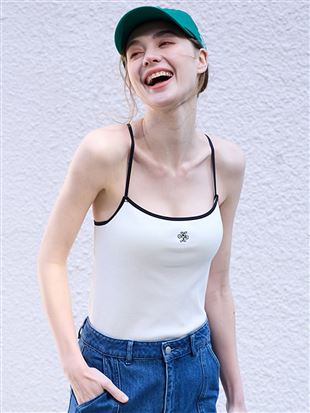 [Cross-Back Detail] Embroidered Cup-Integrated Camisole | No Bra Needed, Quick-Dry Comfort