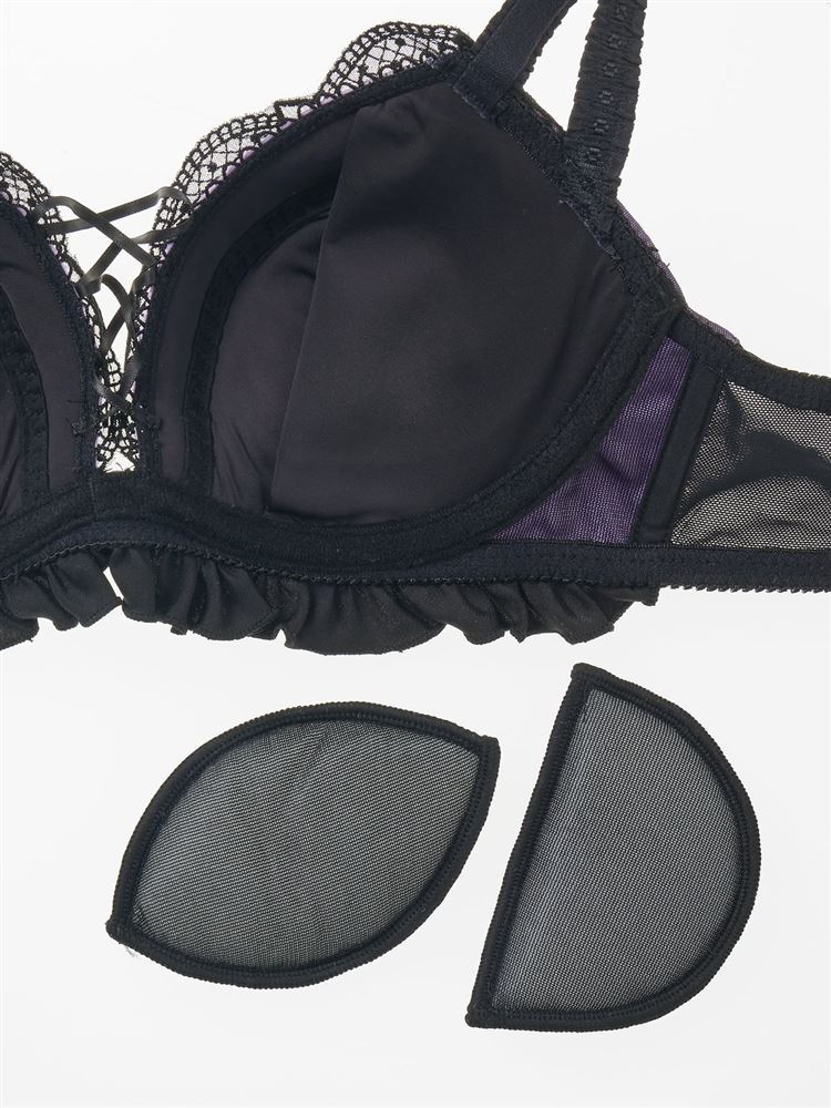 Classical Ruban Bra & Panty Set – Deep Cleavage, Elegant Lace, Stunning Confidence