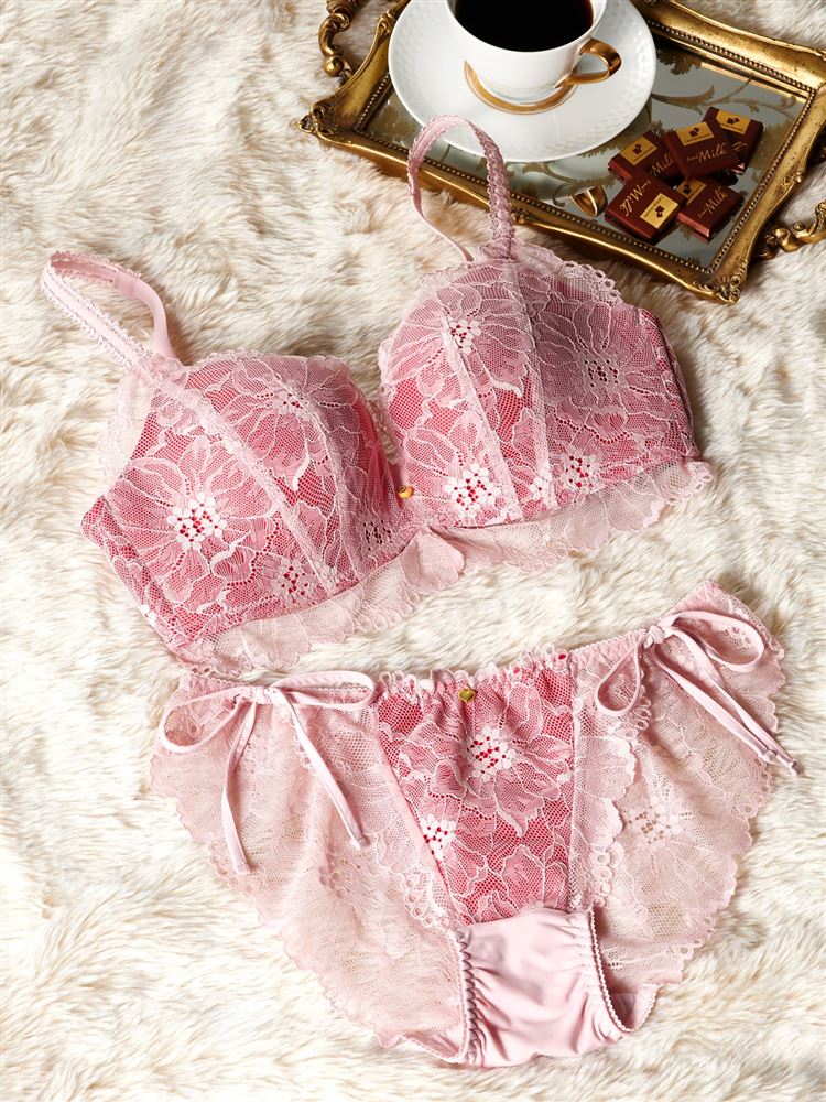 [Ultimate Lift] Tokumori Bra by tutuanana | Deep Plunge, High Push-Up &  Luxe Lace Finish