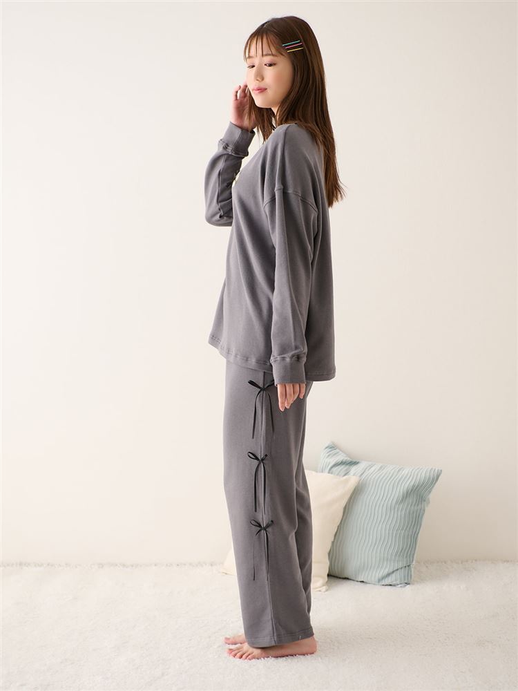 Temperature Control Ribbon Cupcake Print Pajamas – Soft & Stretchy Loungewear