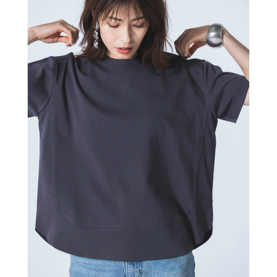 Dignite Collier Washable Back-Slit Hem Switch T-Shirt Elegant Structure Meets Everyday Comfort