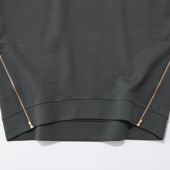 Emma Taylor Functional Side-Zip Crewneck Pullover (White/Deep Black)