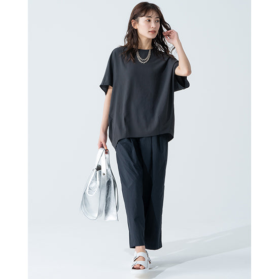 Dignite Collier Stretch Chiffon Dolman Blouse (White/Charcoal)