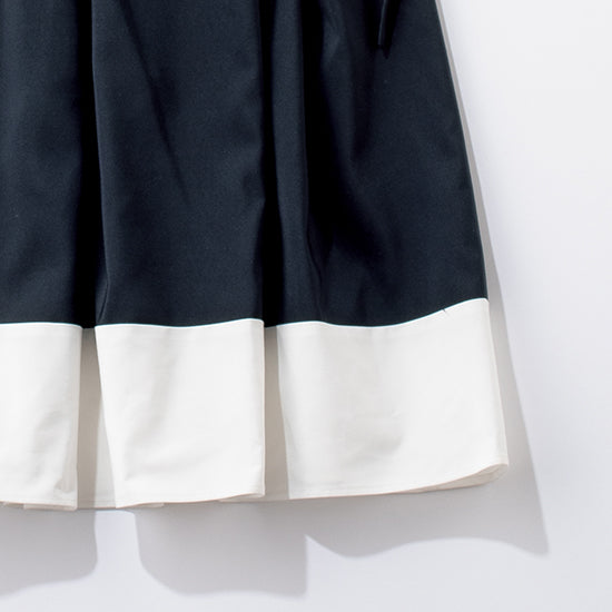 SECRET TROPHY Bicolor Flare-Sleeve Dress – Elegant &amp; Airy for Any Occasion