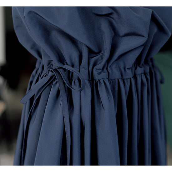 SECRET TROPHY Bicolor Flare-Sleeve Dress – Elegant &amp; Airy for Any Occasion