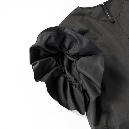 THREE SQUARE Frill Sleeve All-in-One – Elegant Jumpsuit with Water-Repellent Finish