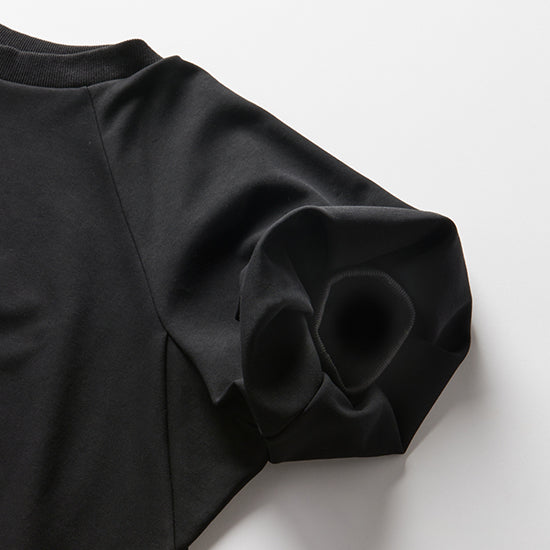 ALEGRE Volume Sleeve Sweat T-Shirt Feminine Comfort with a Polished Edge