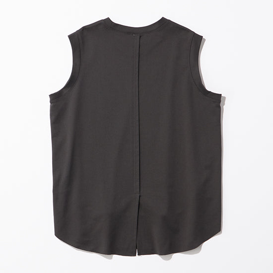 Dignite Collier Washed Sleeveless Pullover (Off-White/Charcoal)