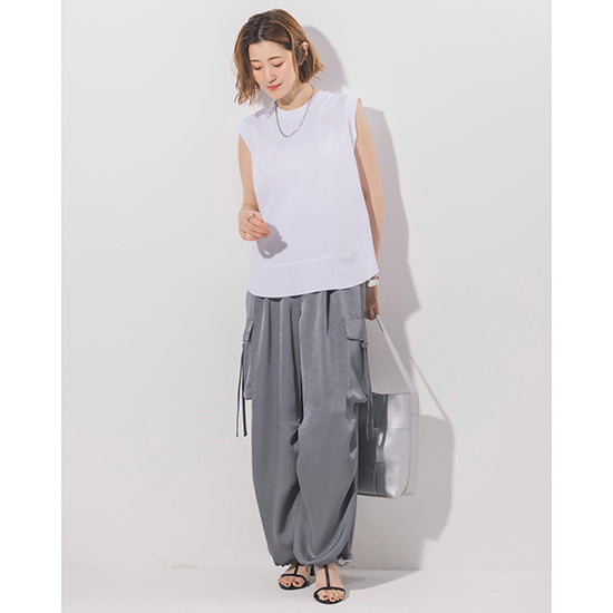 Dignite Collier Washed Sleeveless Pullover (Off-White/Charcoal)