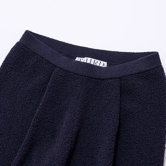 THIRD MAGAZINE Pile Tuck Pants – Soft Texture, Clean Silhouette