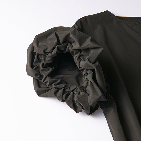 ALEGRE Balloon Sleeve Blouse Lightweight Volume with Feminine Charm