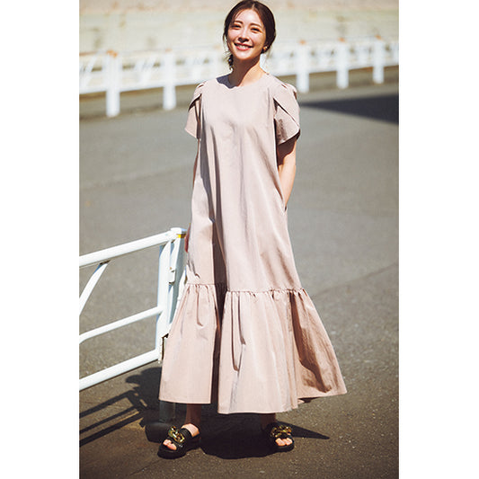 THREE SQUARE Water-Repellent Tulip Sleeve Dress – Dramatic Gather Hem – Black / Milk Tea – Washable One-Piece