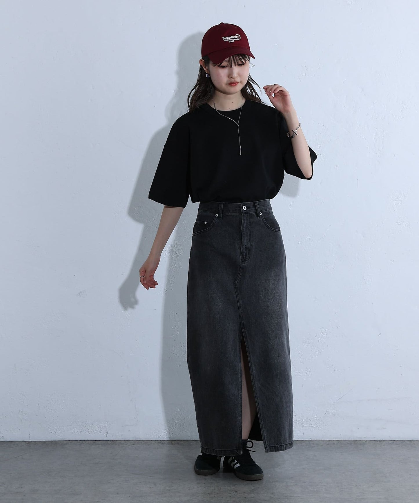 COLONY 2139 Front Slit Denim Long Skirt  Chic Long Denim Skirt with Body-Flattering Silhouette