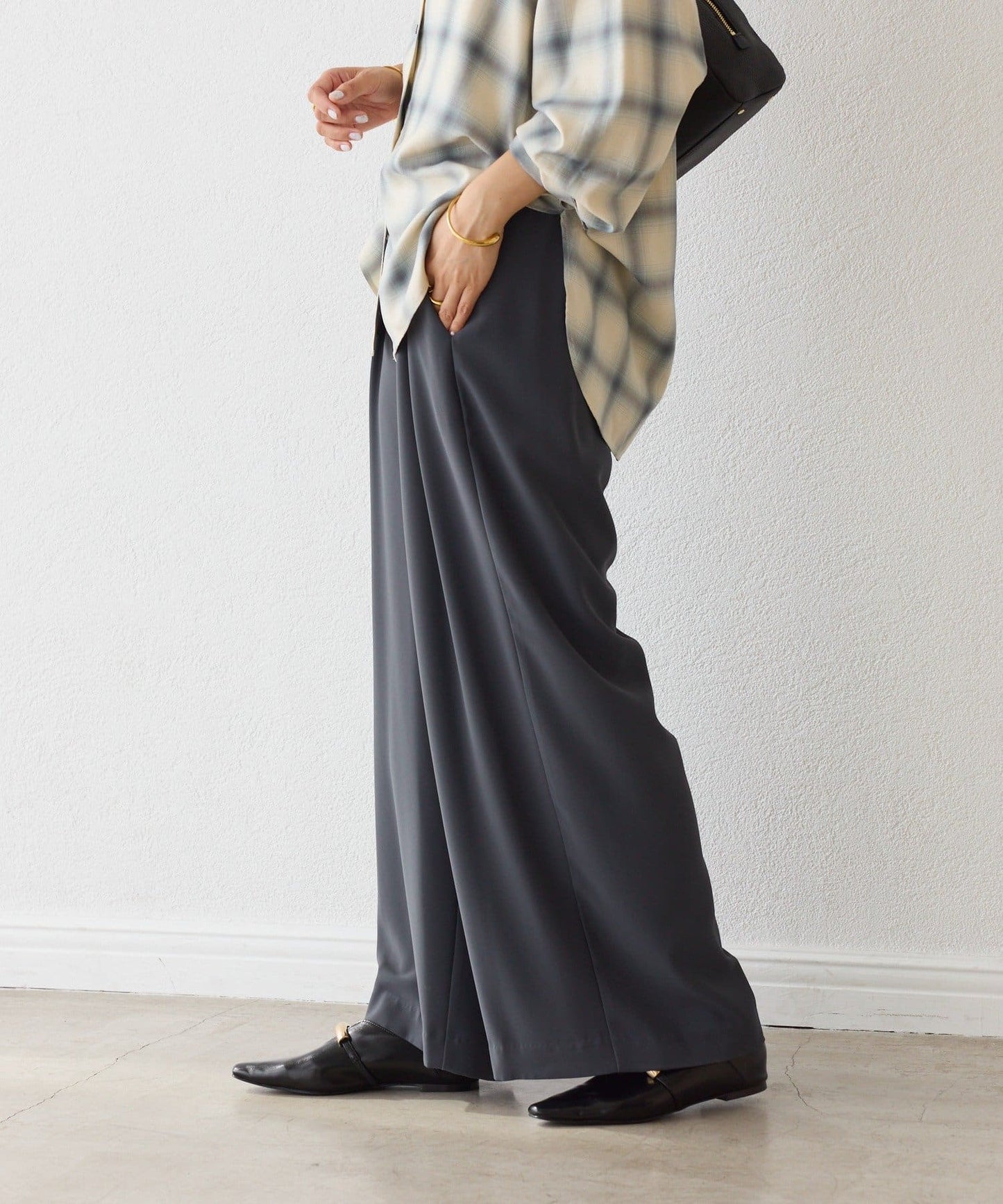 RIVE DROITE Tack Wide Slacks | Slimming -3kg Look & Easy-Care Everyday Pants
