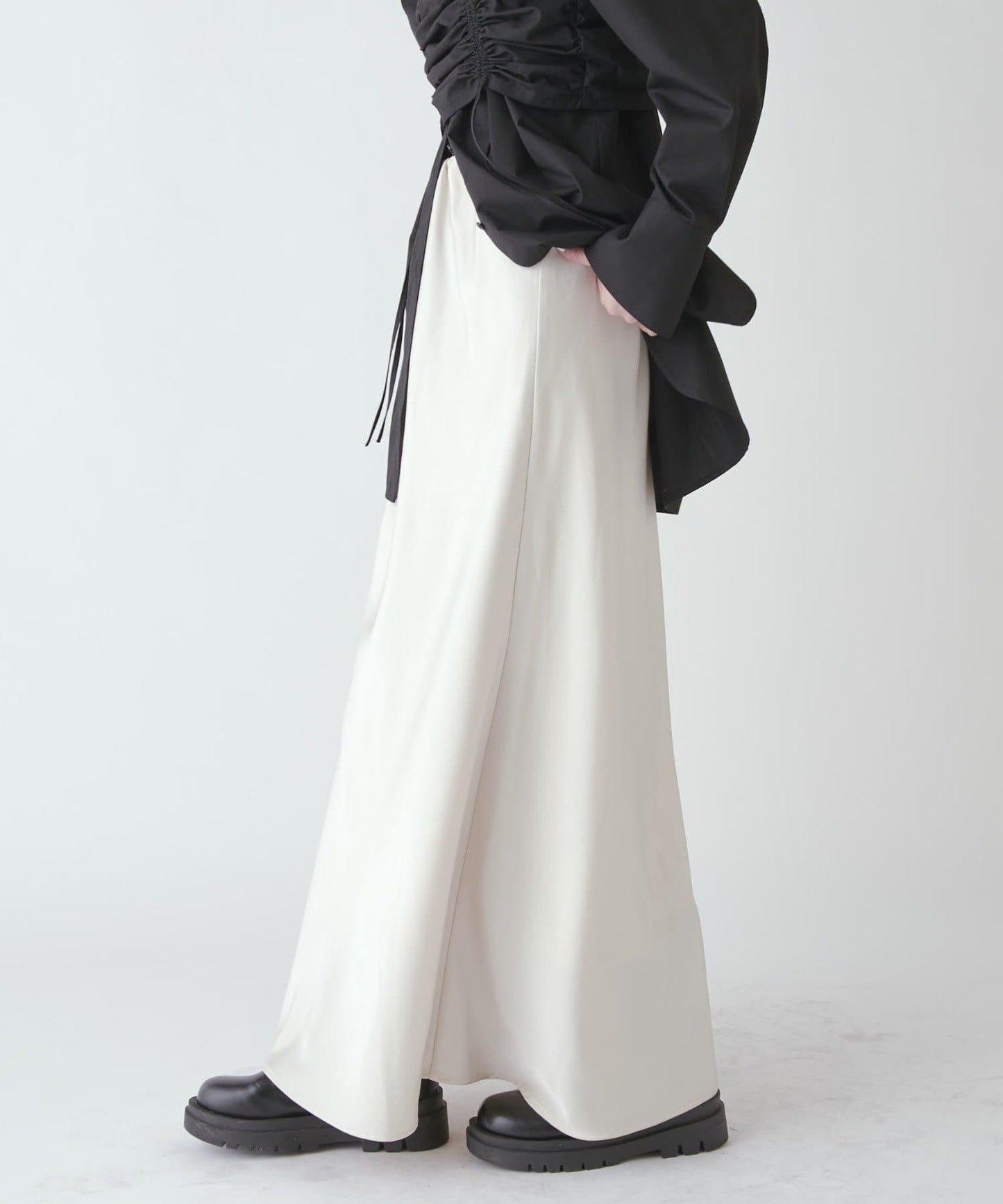 Lui’s Satin Mermaid Skirt  Elegant Bias-Cut Skirt with Flattering Silhouette