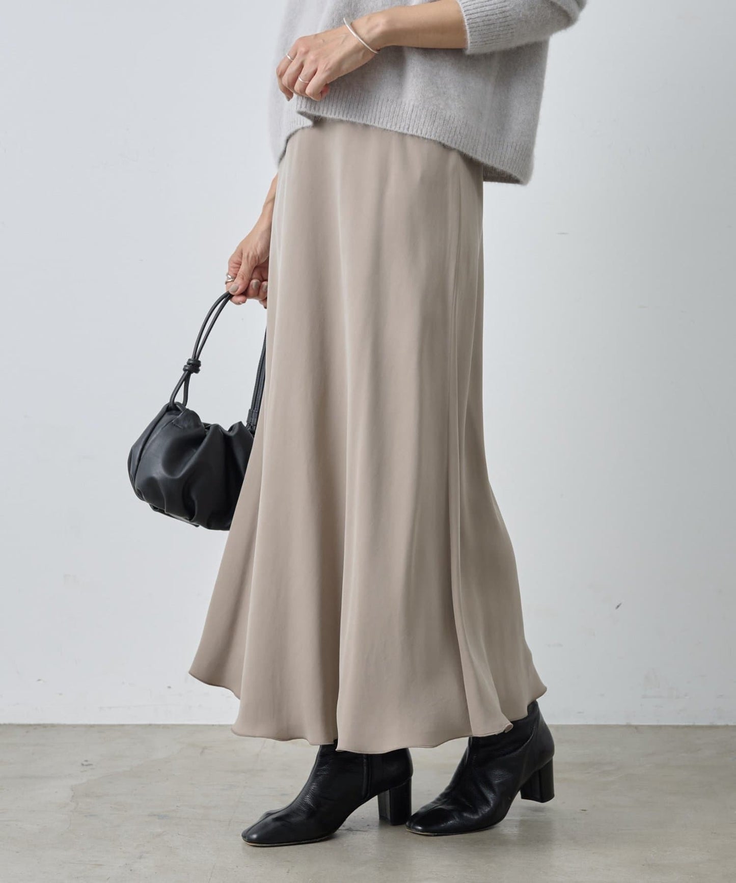 BEARDSLEY Back Tail Skirt  Elegant Mermaid Silhouette with Adjustable Waist