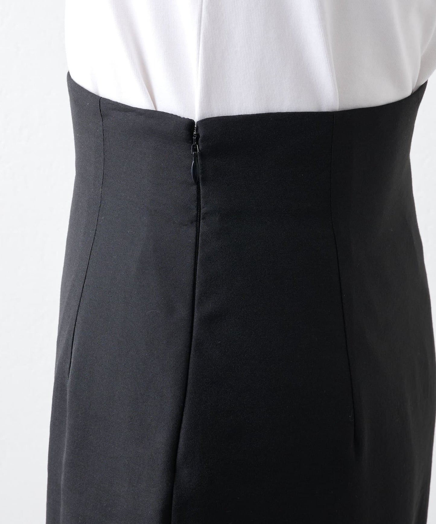 Whim Gazette Organza Mermaid Skirt 3  Elegant Sheer-Panel Long Skirt with Sculpted Silhouette