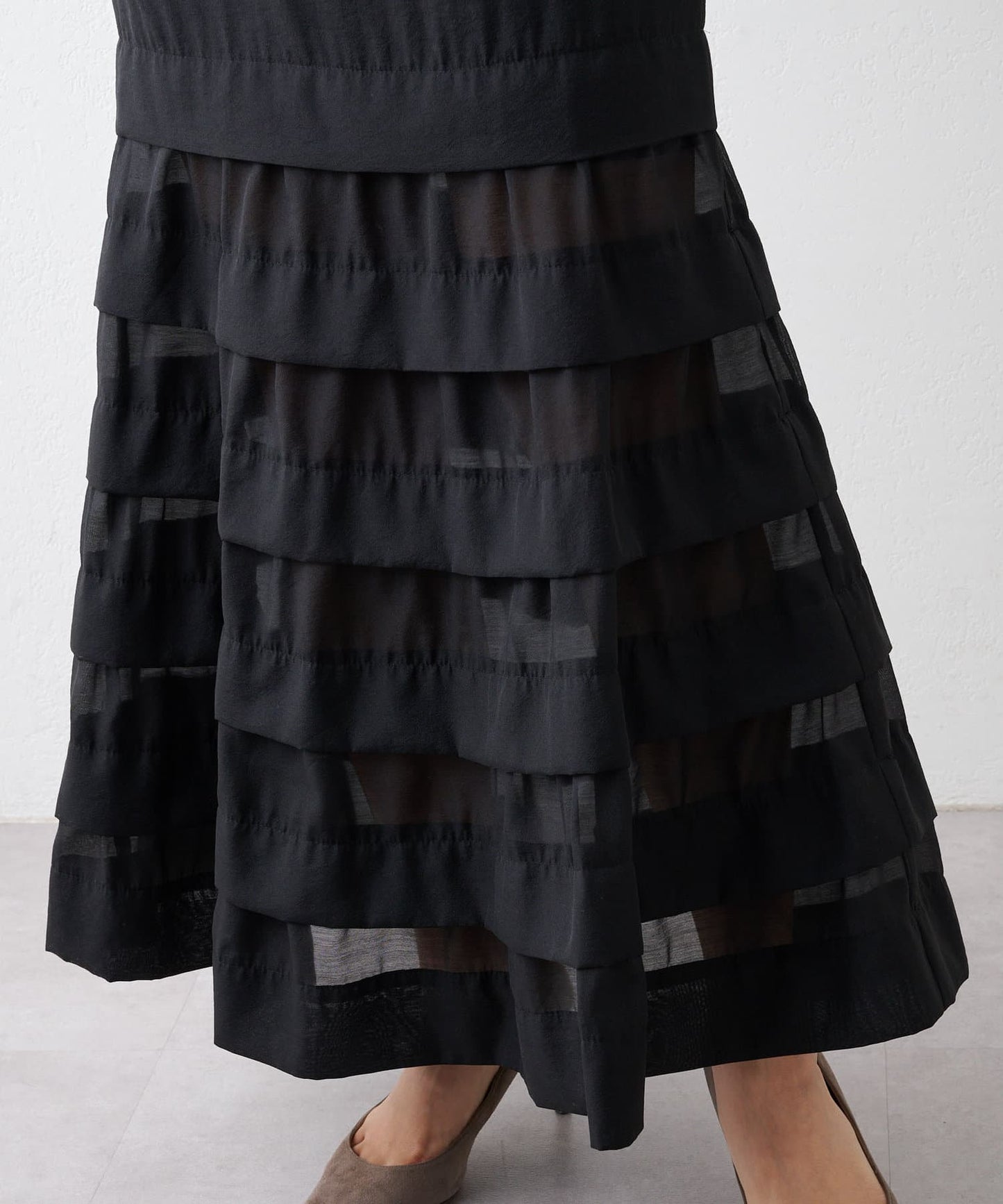 Whim Gazette Organza Mermaid Skirt 3  Elegant Sheer-Panel Long Skirt with Sculpted Silhouette