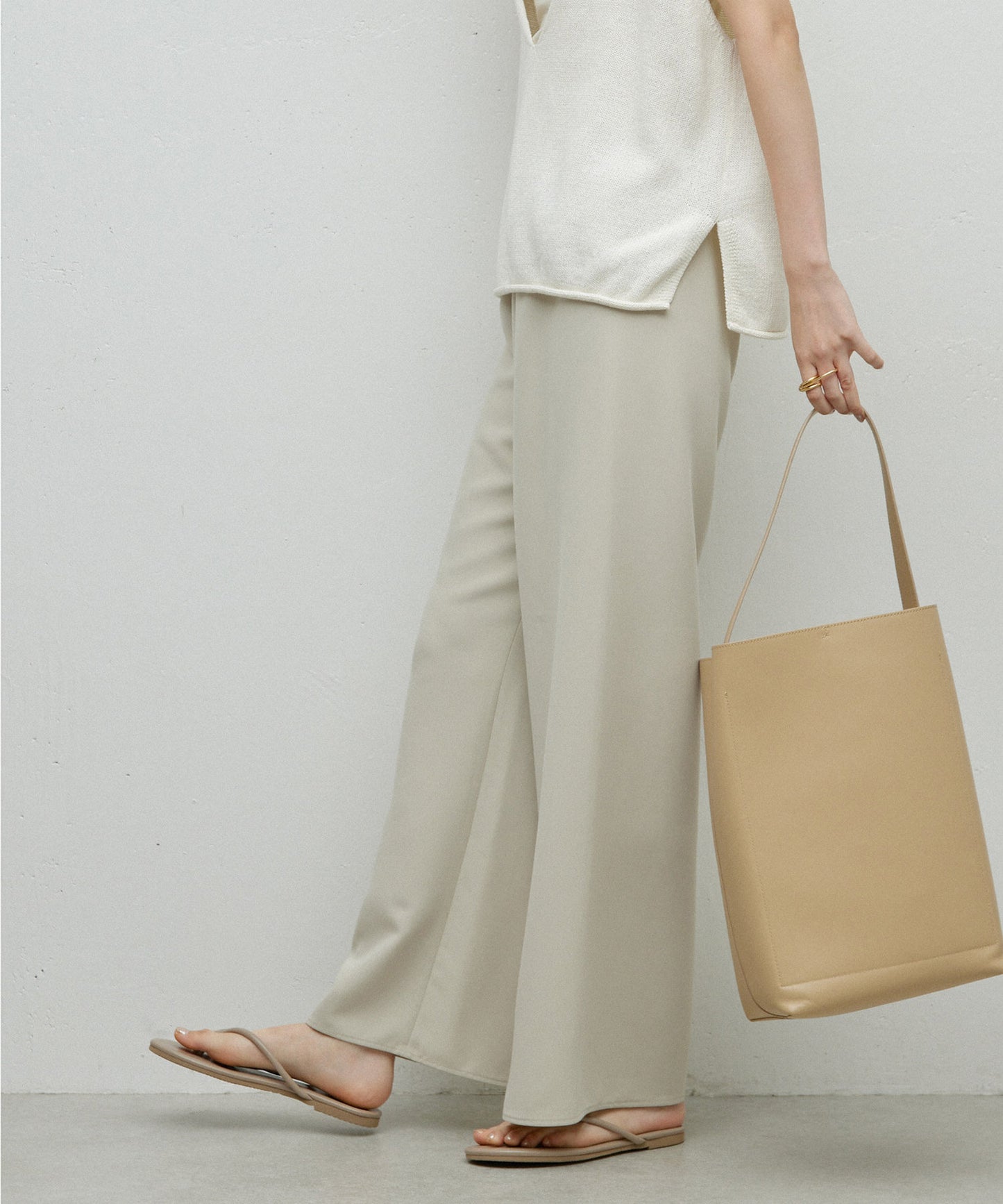 GALLARDAGALANTE × CHIKA Wide Drawstring Pants | Slimming & Comfortable Everyday Essential
