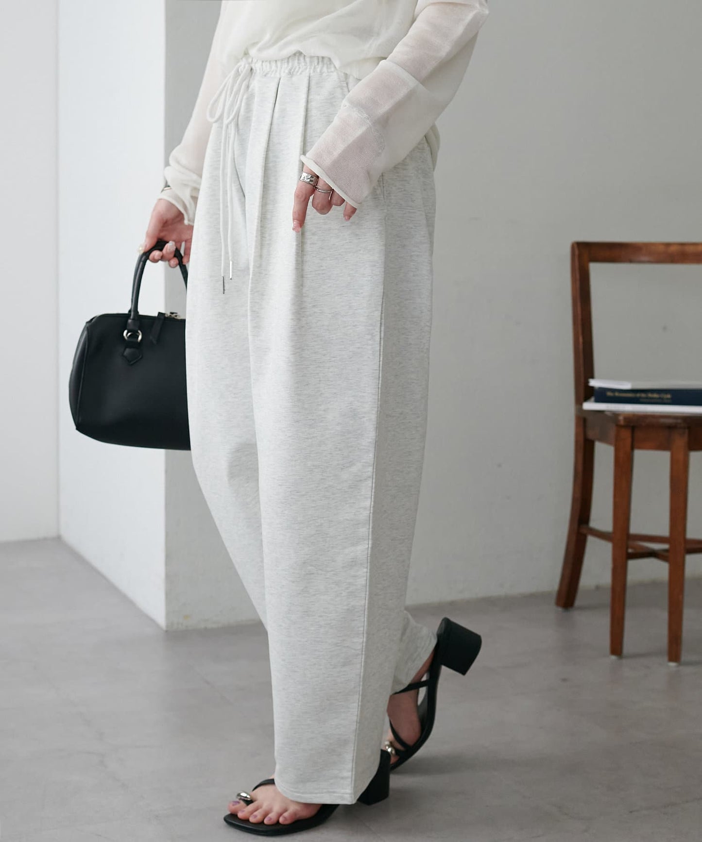 DISCOAT Curved Tuck Sweat Pants | 3 Sizes | Relaxed & Polished Everyday Wear