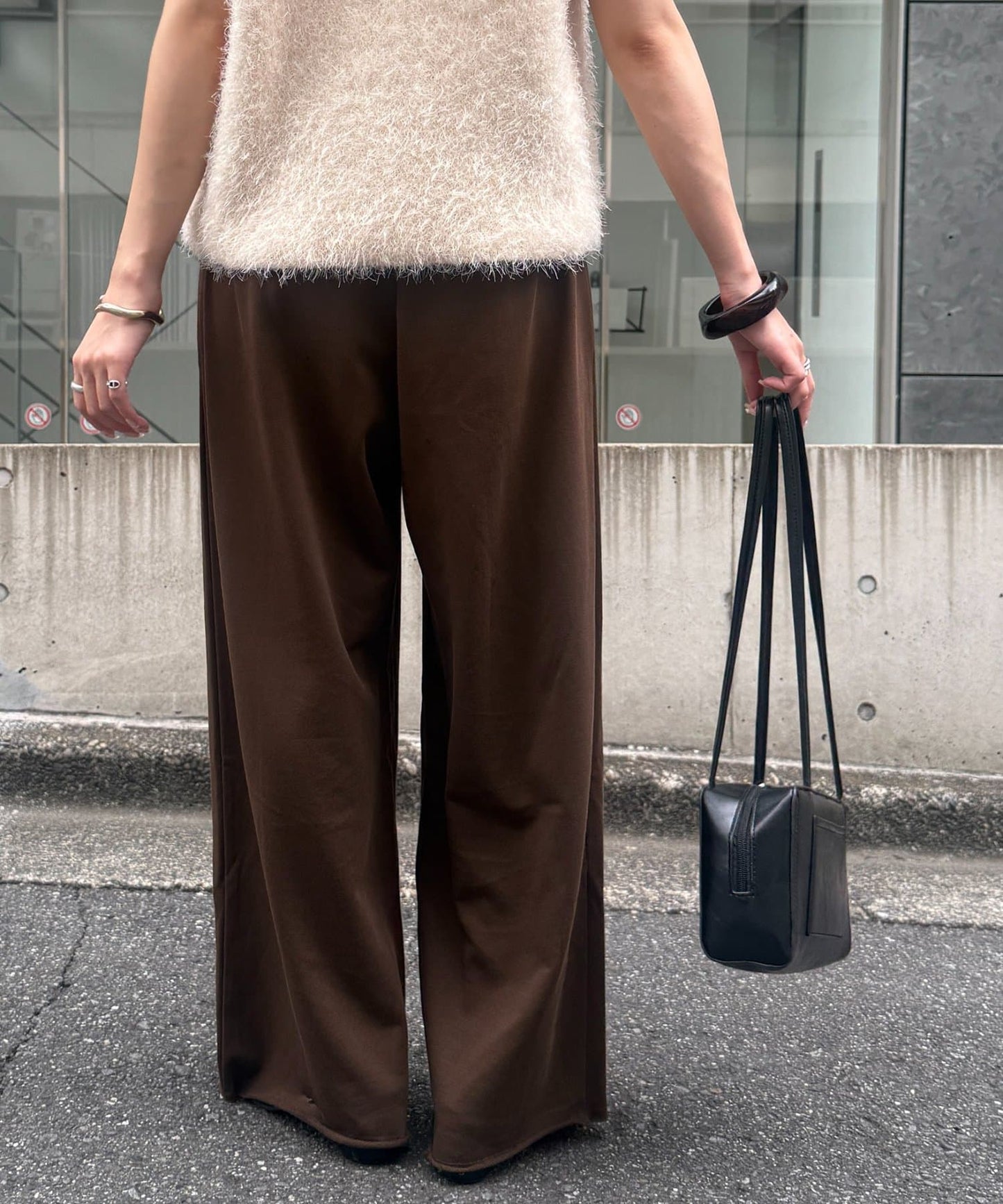 DISCOAT Light Ounce Fleece Center-Press Wide Pants | Relaxed & Chic Spring-Summer Sweatpants