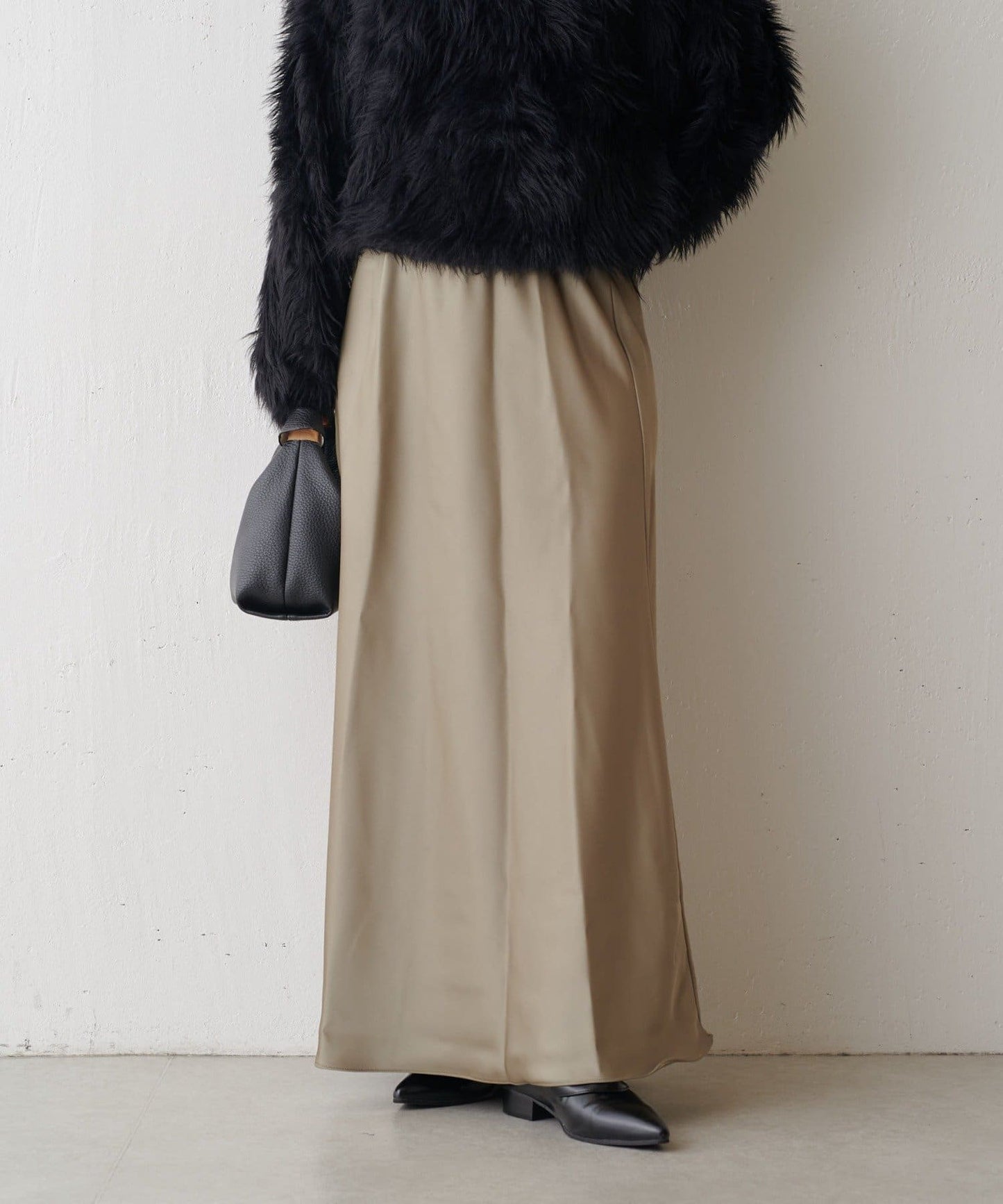 Lui’s Satin Mermaid Skirt  Elegant Bias-Cut Skirt with Flattering Silhouette