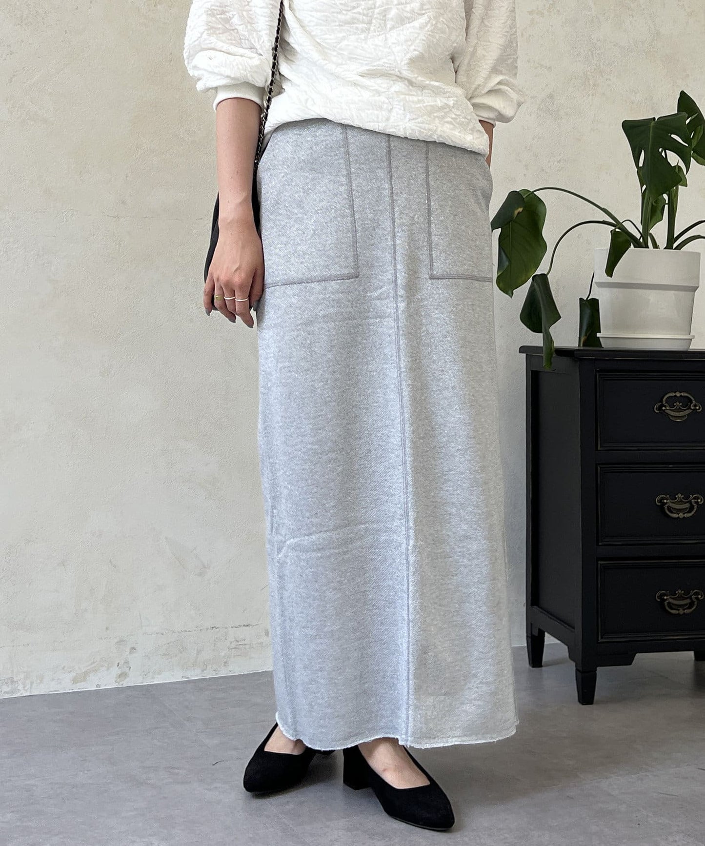 Croisiere Lame Fleece Tight Skirt  Comfortable Stretch Fit  Set-Up Wearable