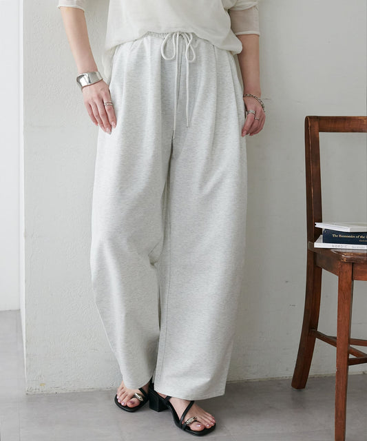 DISCOAT Curved Tuck Sweat Pants | 3 Sizes | Relaxed & Polished Everyday Wear