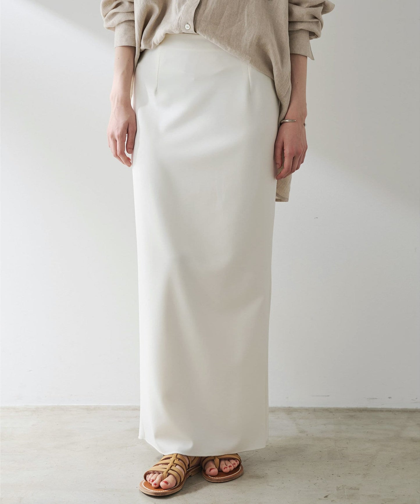Whim Gazette Jersey I-Line Long Skirt  Stretch Comfort & Elegant Silhouette