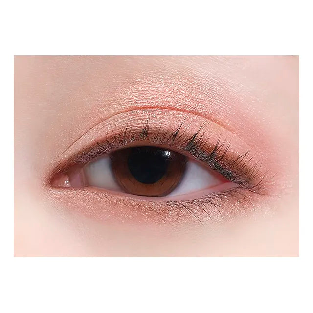 Bloom Couture Eyes Palette | 5-Color Shimmer & Petal-Inspired Eye Shadow