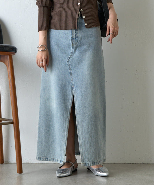 COLONY 2139 Front Slit Denim Long Skirt  Chic Long Denim Skirt with Body-Flattering Silhouette